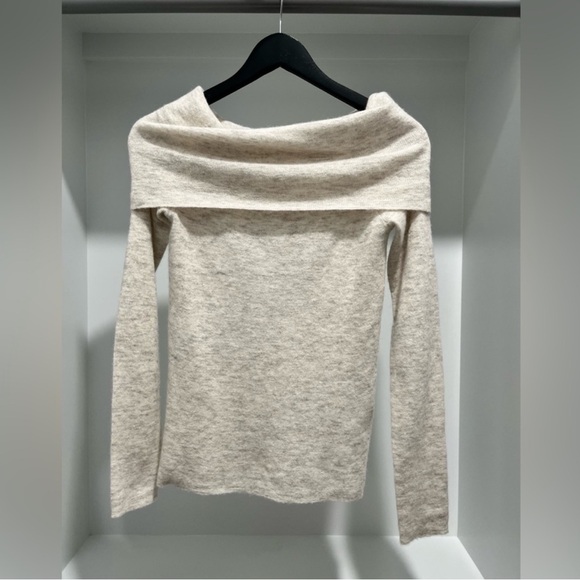 Madewell Off The Shoulder Sweater - Picture 5 of 6